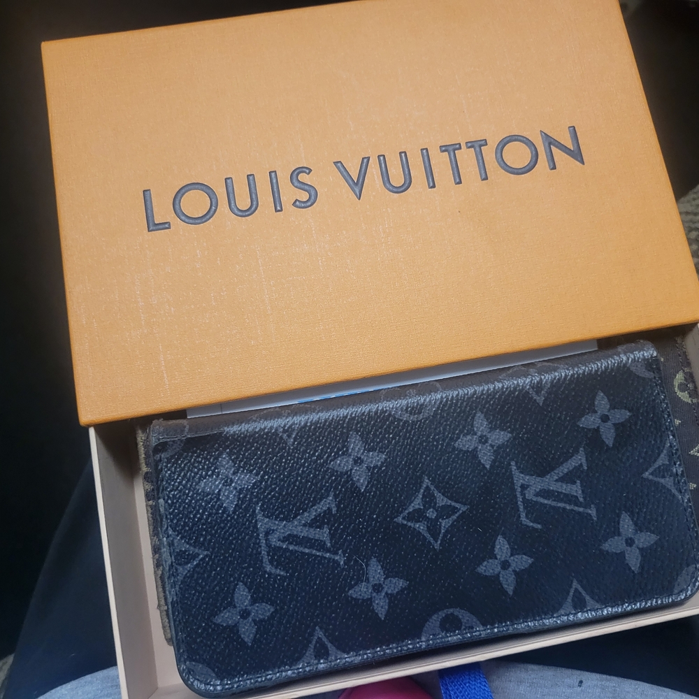 Louis Vuitton Black and Gray Monogram Clutch